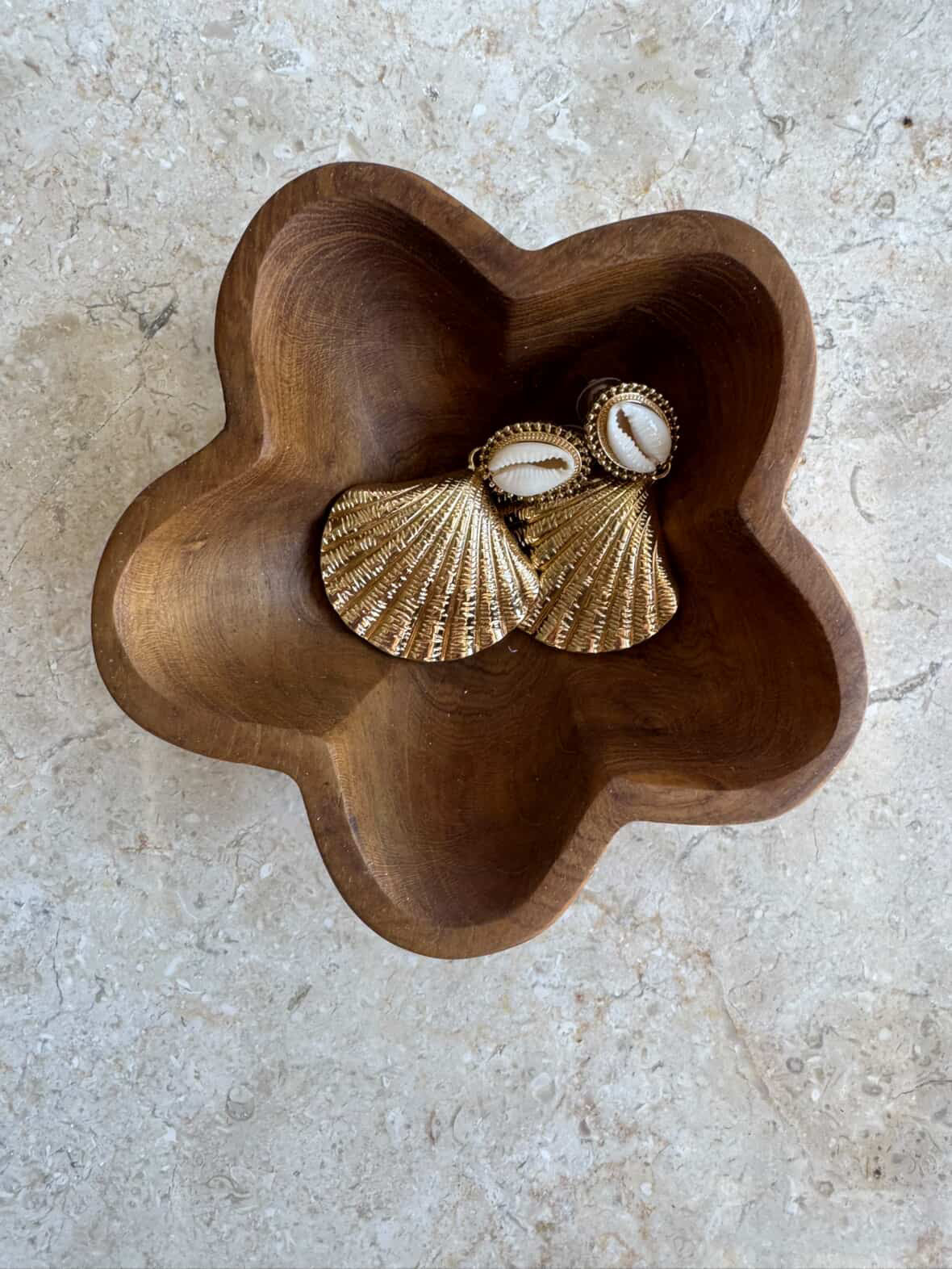HC Homewares brown wooden bowl, is apart of their kitchen collection.